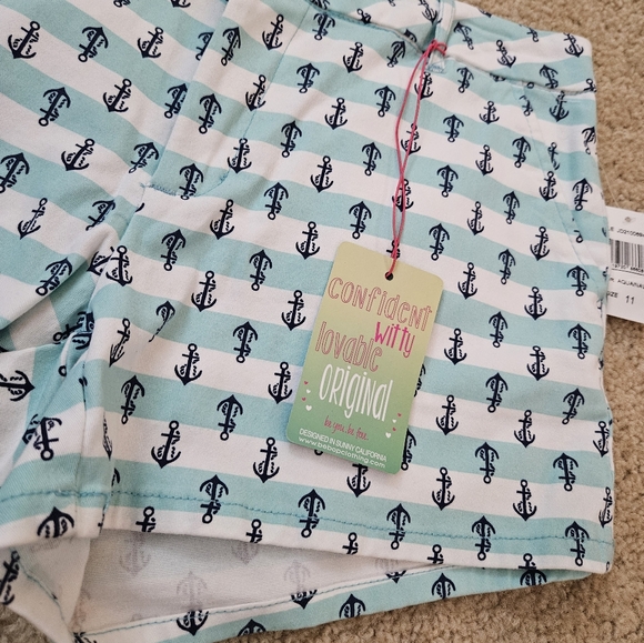 BeBop Size 11 Nautical Anchor Print Blue and White Stripe Women Shorts - Picture 4 of 13
